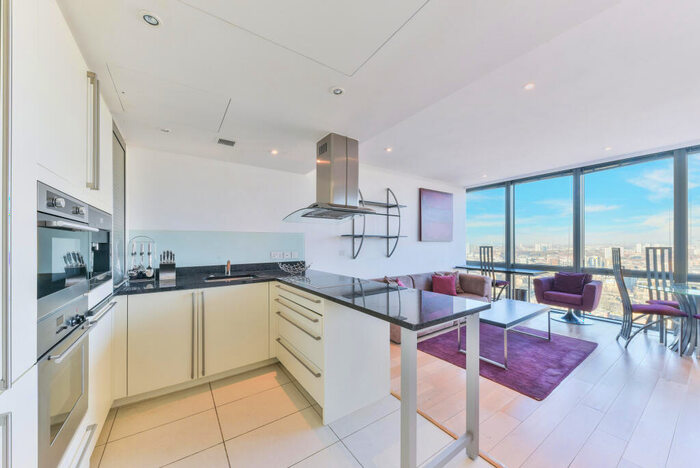 1 Bedroom Apartment To Rent In West India Quay, Hertsmere Road, Canary Wharf, London, E14