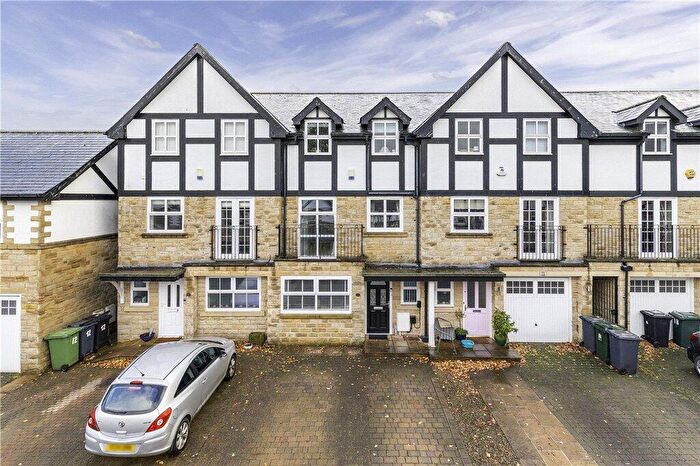 4 Bedroom Terraced House For Sale In Vale Gardens, Ilkley, West Yorkshire, LS29