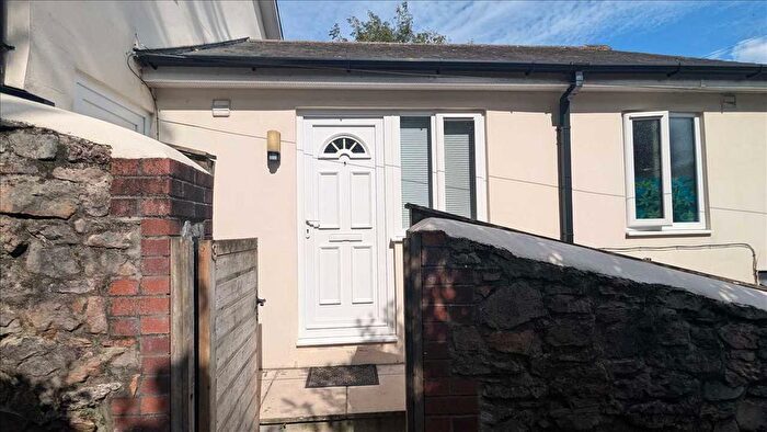 1 Bedroom Flat To Rent In Briary Mews, Briary Lane, Torquay, TQ1