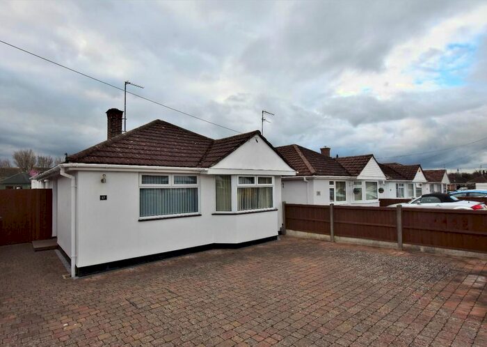 3 Bedroom Detached Bungalow To Rent In Wells Close, Warden Hill, Cheltenham, GL51