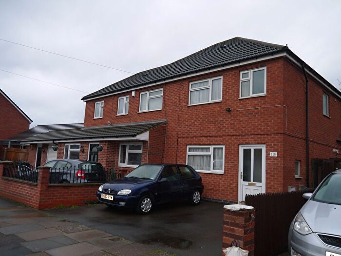 3 Bedroom Semi-Detached House To Rent In Kitchener Road, Leicester, LE5
