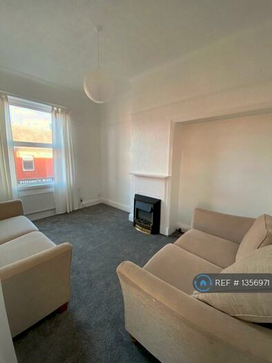 2 Bedroom Flat To Rent In Plungington Road, Fulwood, Preston, PR2