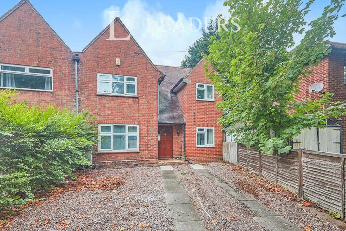 4 Bedroom Semi-Detached House To Rent In Woodside Road, Beeston, NG9