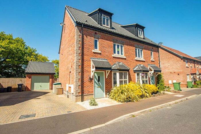 4 Bedroom Semi-Detached House For Sale In Brick Kiln Road, Fakenham, NR21