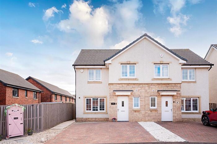 3 Bedroom Semi-Detached House For Sale In Blackshill Lane, Winchburgh, Broxburn, EH52