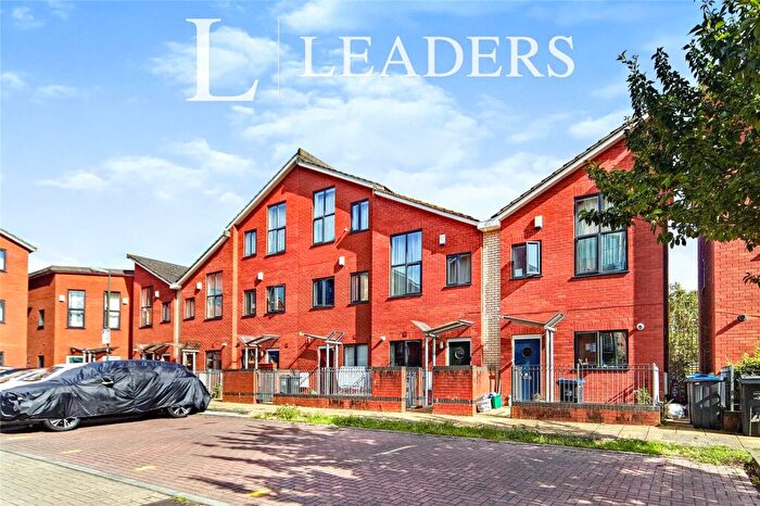 2 Bedroom Flat To Rent In Pearson Way, Mitcham, CR4
