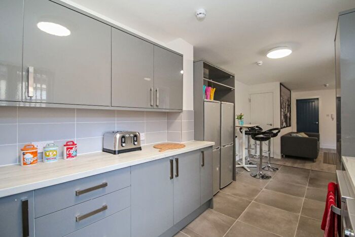 6 Bedroom Terraced House To Rent In Empress Road, Kensington, Liverpool, L7