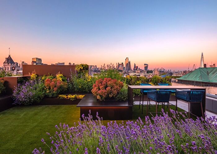 4 Bedroom Flat For Sale In Strand, London, WC2R