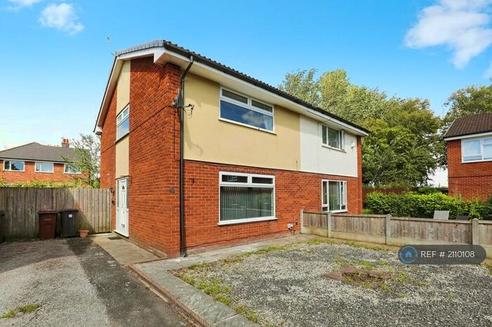 3 Bedroom Semi-Detached House To Rent In Edgemoor Close, Crosby, Liverpool, L23