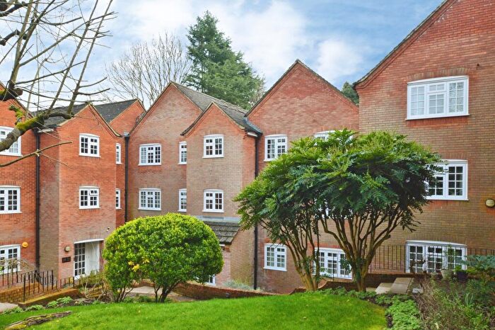 2 Bedroom Flat To Rent In King Harry Lane, St Albans, AL3