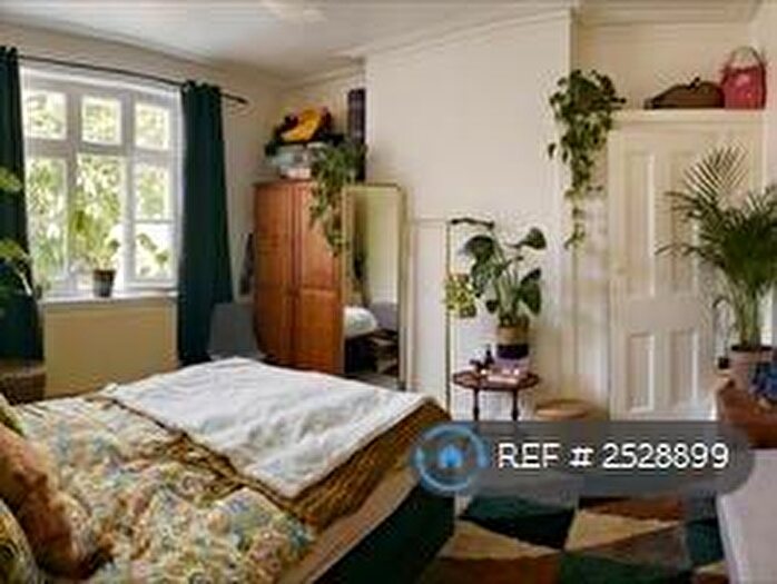 2 Bedroom Flat To Rent In Birchington Road, London, N8
