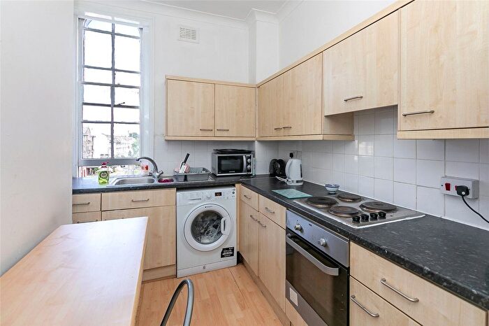 2 Bedroom Flat To Rent In Holloway Road, Upper Holloway, N19
