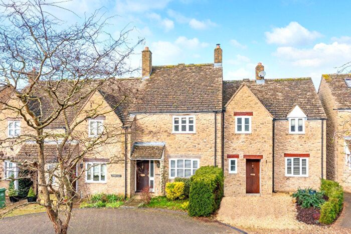 2 Bedroom Terraced House For Sale In Highgate Court, Cheltenham Road, Broadway, Worcestershire, WR12