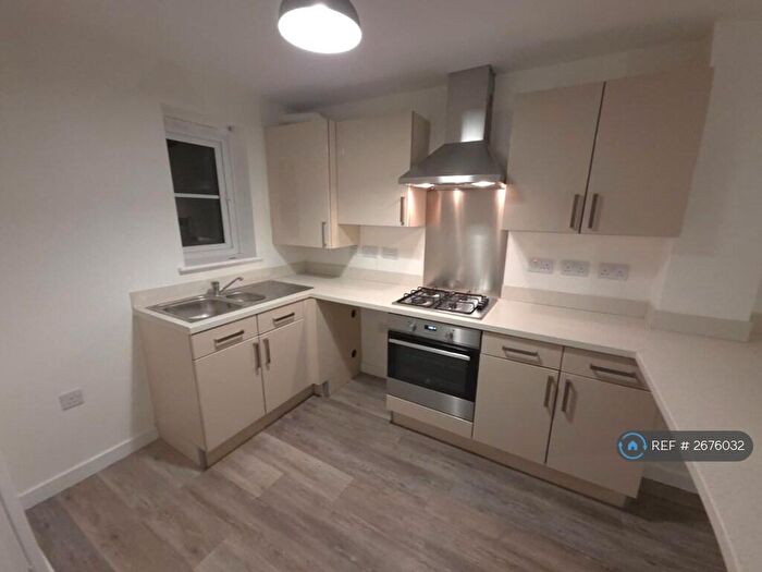 2 Bedroom End Of Terrace House To Rent In Dominion Road, Doncaster, DN5