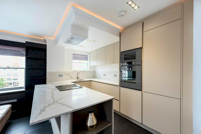 1 Bedroom Flat For Sale In Queens Gate, South Kensington, London, SW7
