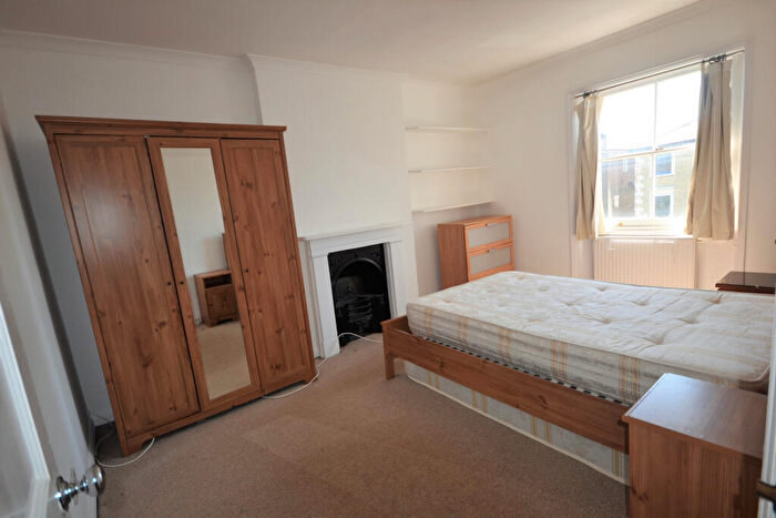 2 Bedroom Flat To Rent In Agar Grove, London, NW1