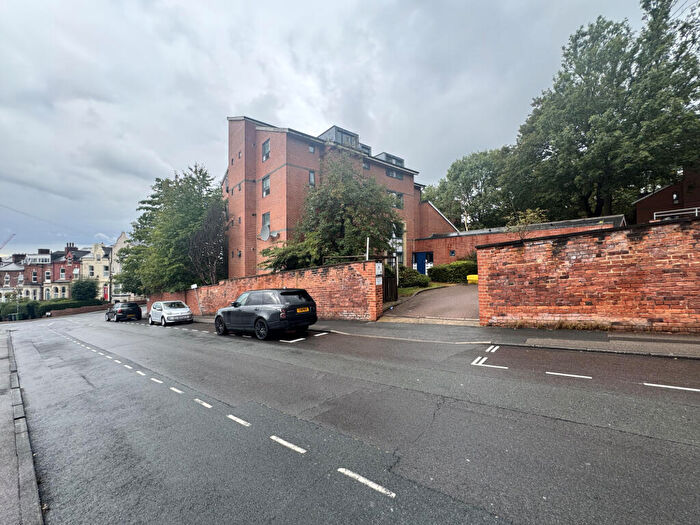 4 Bedroom Apartment To Rent In Victoria Street, Leeds, LS3