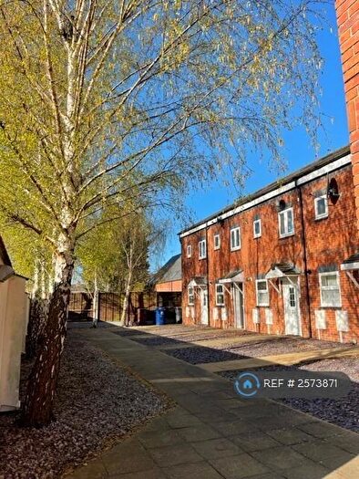4 Bedroom Terraced House To Rent In Park Mews, Burton-On-Trent, DE14