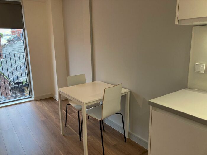 1 Bedroom Flat To Rent In (Block E), Slater Place, L1