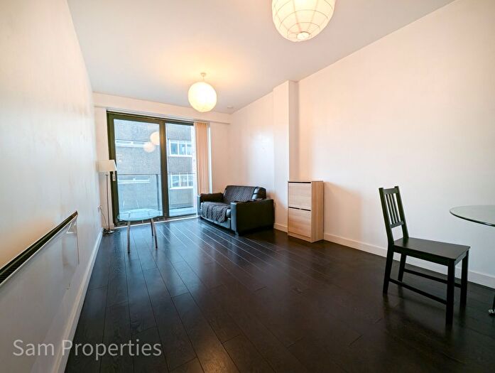 1 Bedroom Flat To Rent In One Bedroom Apartment – Lighthouse, Manchester City Centre, M4
