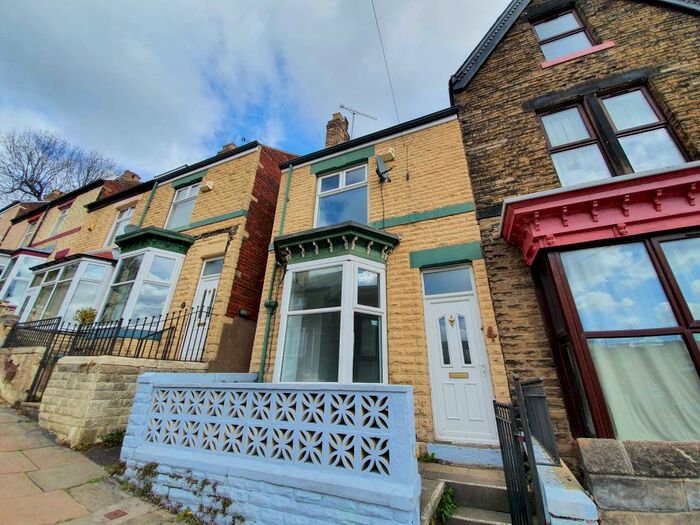 3 Bedroom House To Rent In Brandreth Road, Sheffield, S6