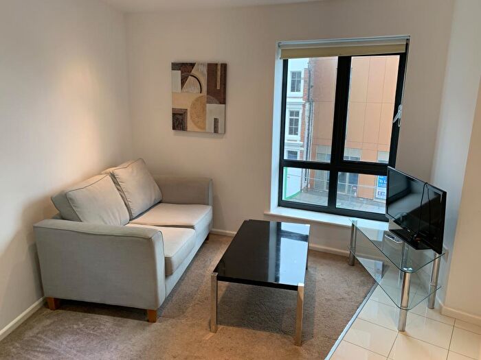 1 Bedroom Apartment To Rent In Hive, Masshouse Plaza, Birmingham, B5