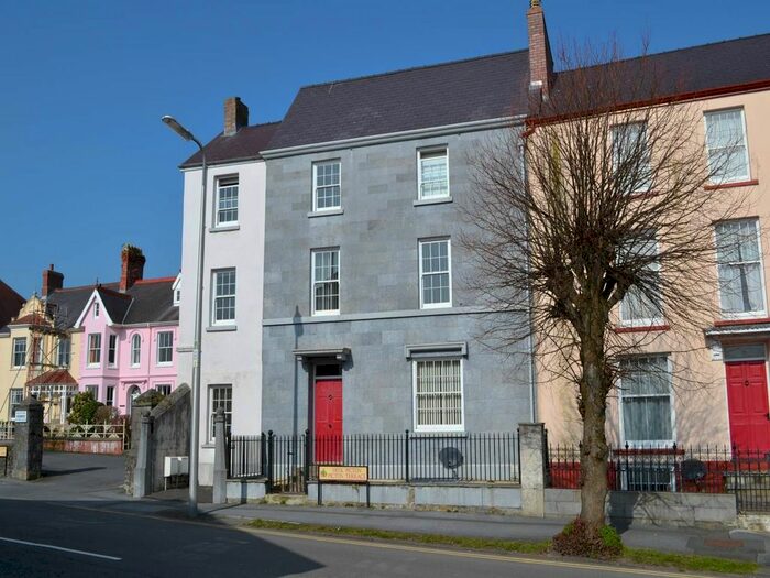 2 Bedroom Flat To Rent In Picton Terrace, Carmarthen, Carmarthenshire, SA31