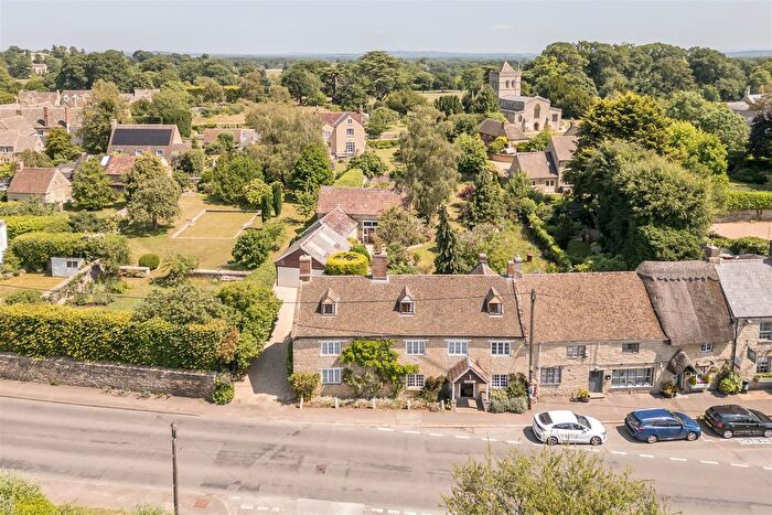 5 Bedroom Semi-Detached House For Sale In Troy Lane, Kirtlington, OX5