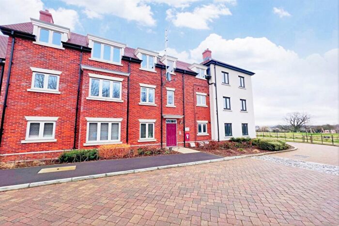 2 Bedroom Flat To Rent In Stoneham, SO50