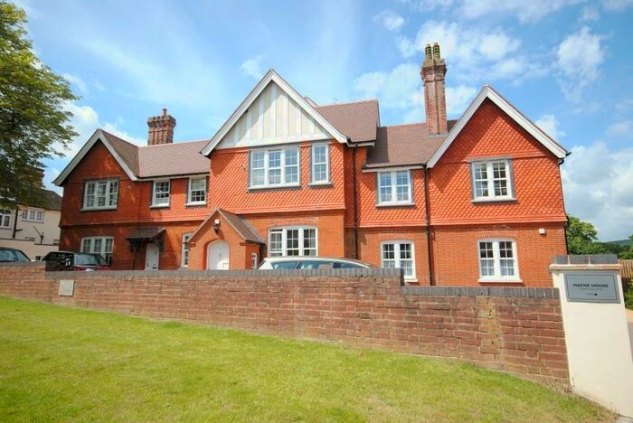 2 Bedroom Apartment To Rent In Oxted, Surrey, RH8