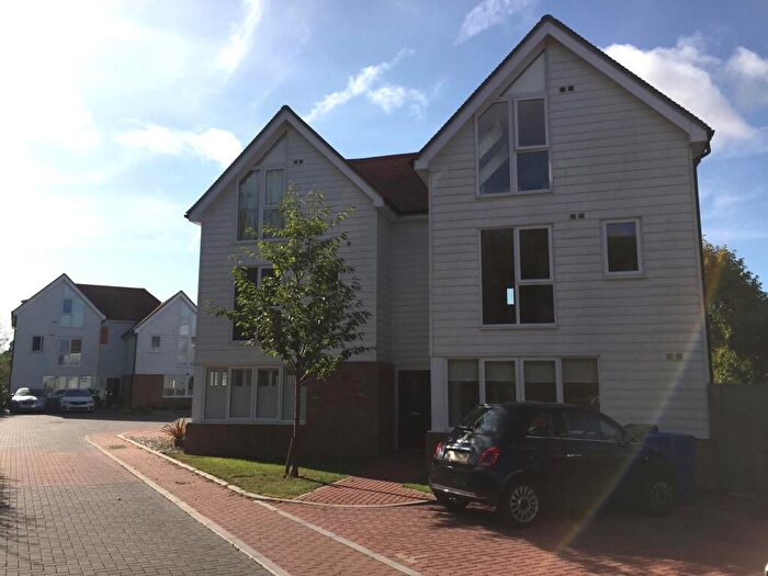 4 Bedroom Detached House To Rent In Hop Pickers Close, Selling, ME13