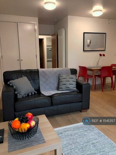 3 Bedroom Flat To Rent In Columbia Lodge, Southampton, SO16