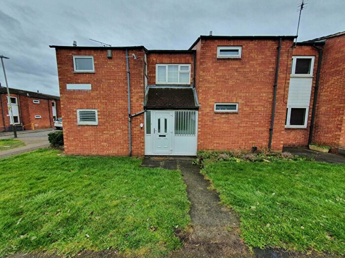 3 Bedroom House To Rent In Langley Walk, Leicester, LE4