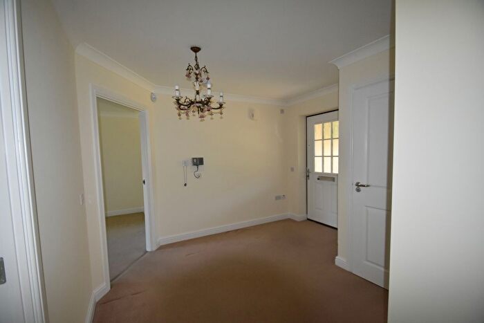 2 Bedroom Flat For Sale In Patrons Way West, Denham Garden Village, Buckinghamshire, UB9