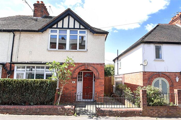 3 Bedroom Semi Detached House For Sale In Hill Street, Reading, Berkshire, RG1