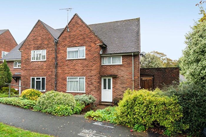 4 Bedroom Semi Detached House To Rent In Chatham Road, Winchester, SO22