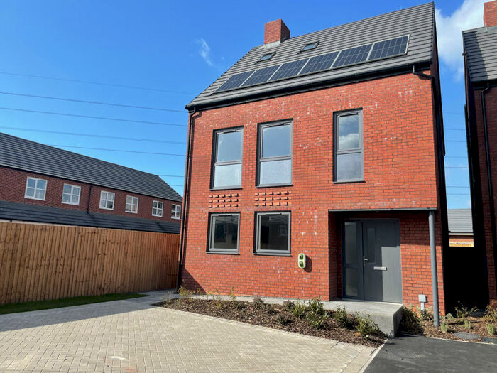 4 Bedroom Detached House To Rent In Hoyles Lane, Lancashire, PR4