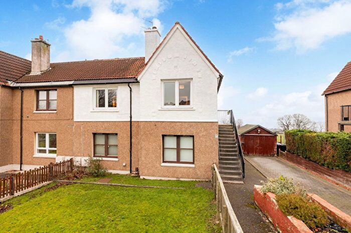 2 Bedroom Flat For Sale In Deanfield Road, Bo'ness, EH51