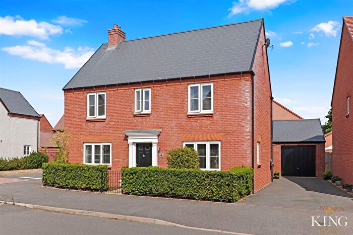 5 Bedroom Detached House For Sale In Spearhead Road, Bidford-On-Avon, Alcester, B50