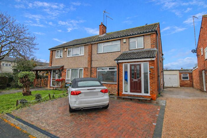 3 Bedroom Semi-Detached House For Sale In Waterhouse Moor, Harlow, CM18