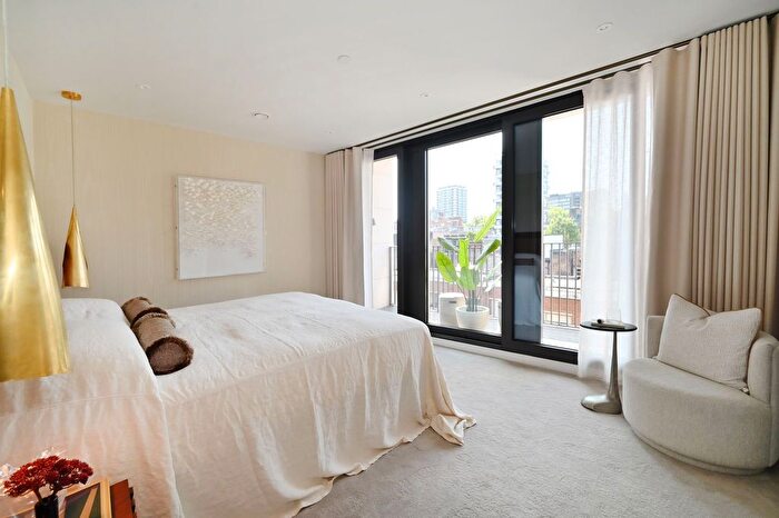 3 Bedroom Flat To Rent In Marylebone Mansions, Molyneux Street, W1H