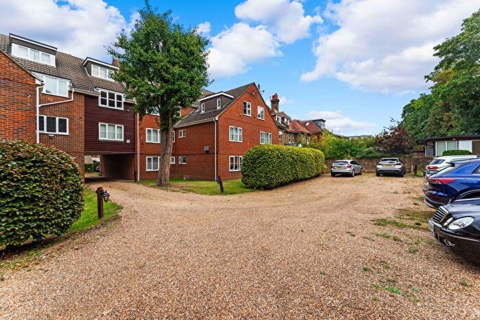 1 Bedroom Flat For Sale In Grove Road, Sutton, SM1