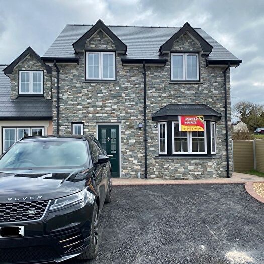 3 Bedroom Detached House To Rent In Clos Y Fedw, Rhydargaeau, Carmarthenshire, SA32