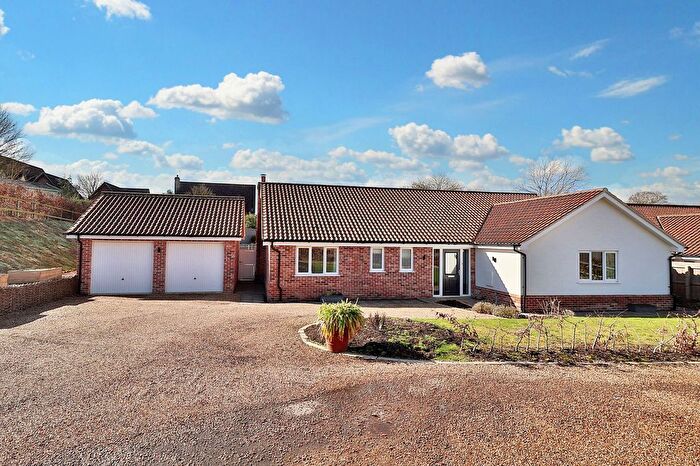 3 Bedroom Detached Bungalow For Sale In Woodland Valley, Great Bricett, IP7