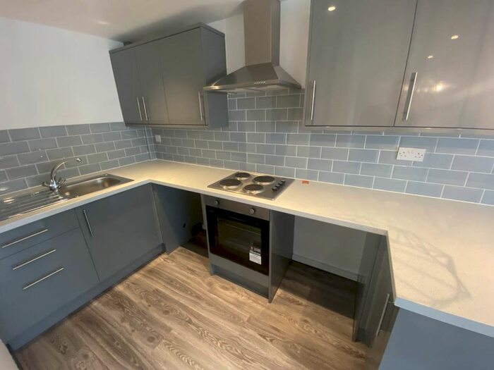 1 Bedroom Flat To Rent In Brunel Court, City Centre, Swansea, SA1