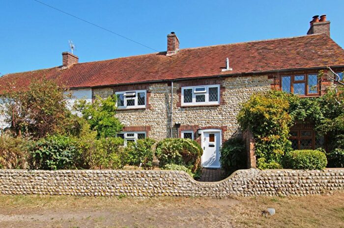 3 Bedroom Terraced House To Rent In East Street, Selsey, Chichester, West Sussex, PO20