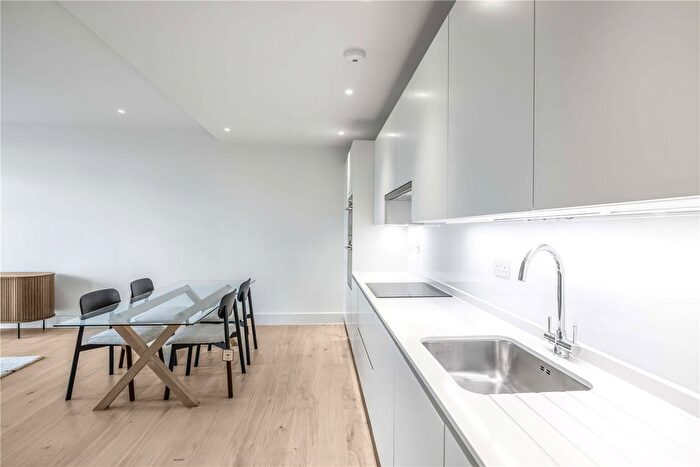 1 Bedroom Flat To Rent In Pear Place, London, SE1