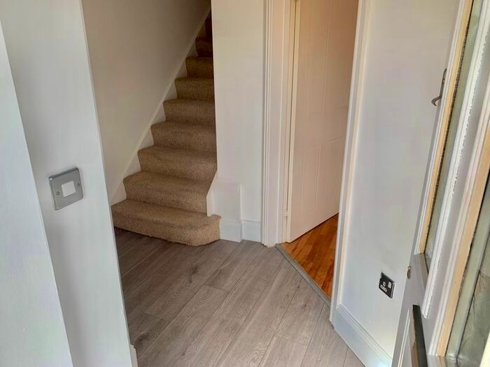 4 Bedroom Detached House For Sale In Parc Penscynnor, Cilfrew, Neath, SA10