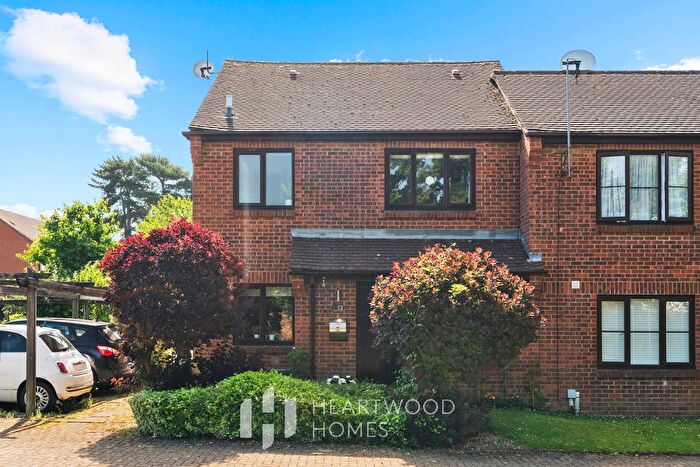 1 Bedroom Terraced House For Sale In St Leonards Court, House Lane, Sandridge, St. Albans, AL4