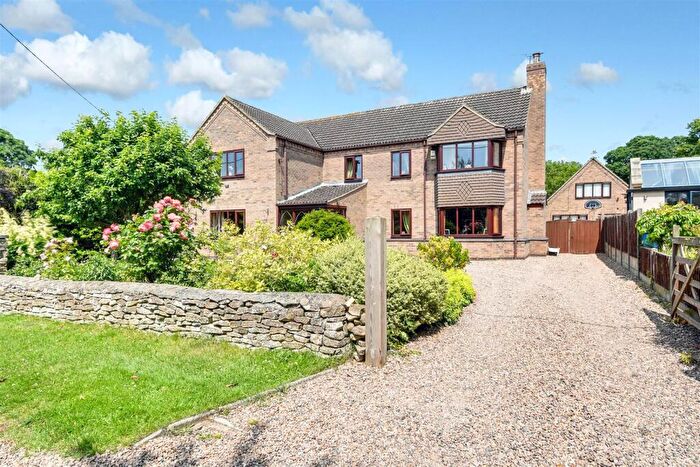 5 Bedroom Detached House For Sale In West Beck Lane, Blyborough, Gainsborough, DN21